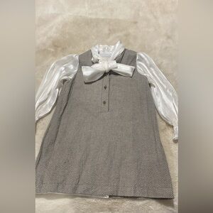 Lrdmpetits brand 
Kids Gray and White Dress with Bow